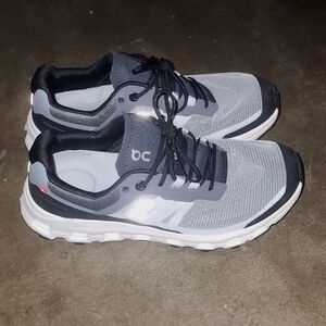 On Women's Cloudvista Trail Running Shoes, Mesh And Rubber Sneakers